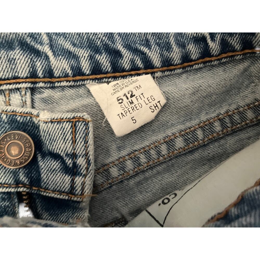Levi’s 512Frayed cutoff Shorts size 5 - Picture 5 of 10